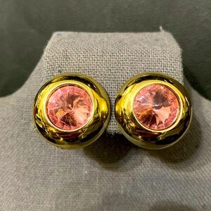 Vintage 80’s Small Circle Gold Tone & Pink Acrylic button pierced Earrings